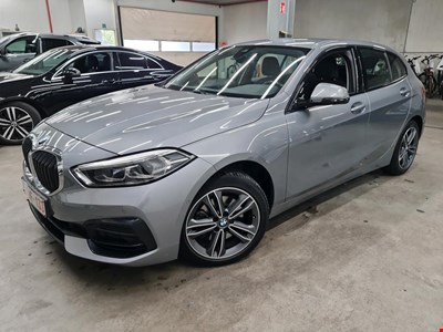 BMW 1 BMW 1 HATCH 118iA 136PK Sport Pack Business & Cruise Control & PDC Front & Rear PETROL
