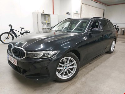 BMW 3 touring 316dA 122PK With Climatic &amp; Navigation &amp; Heated Sensatec Sport Seats &amp; Comfort Entry &amp; Parking Assistant Pack