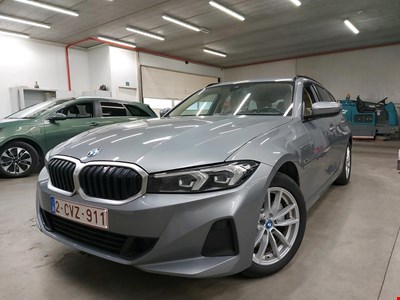 BMW 3 touring 320e 204PK With Climatic &amp; Navigation &amp; Comfort Pack With Heated Sensatec Sport Seats HYBRID