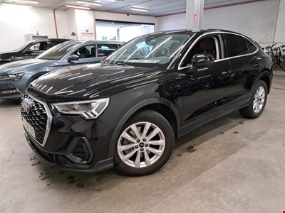 Audi Q3 AUD SB 45 TFSI e 245PK STronic Pack Platinum With Heated Seats &amp; Adaptive Cruise &amp; APS Front &amp; Rear &amp; Camera HYBRID
