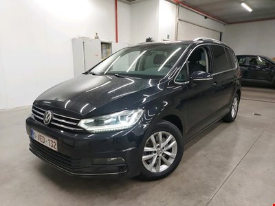 Volkswagen TOURAN VW TOURAN TDi SCR 115PK Highline Pack Business Plus & Sunroof & Removable Towing Hook