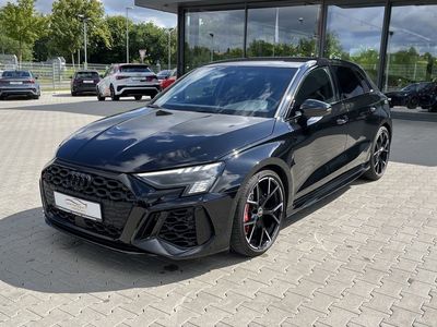 Audi RS3 Sportback 2.5 TFSI quattro, Matrix, B&amp;O