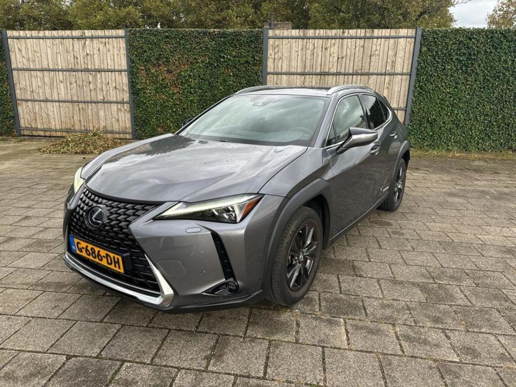 Lexus UX 250h First Edition