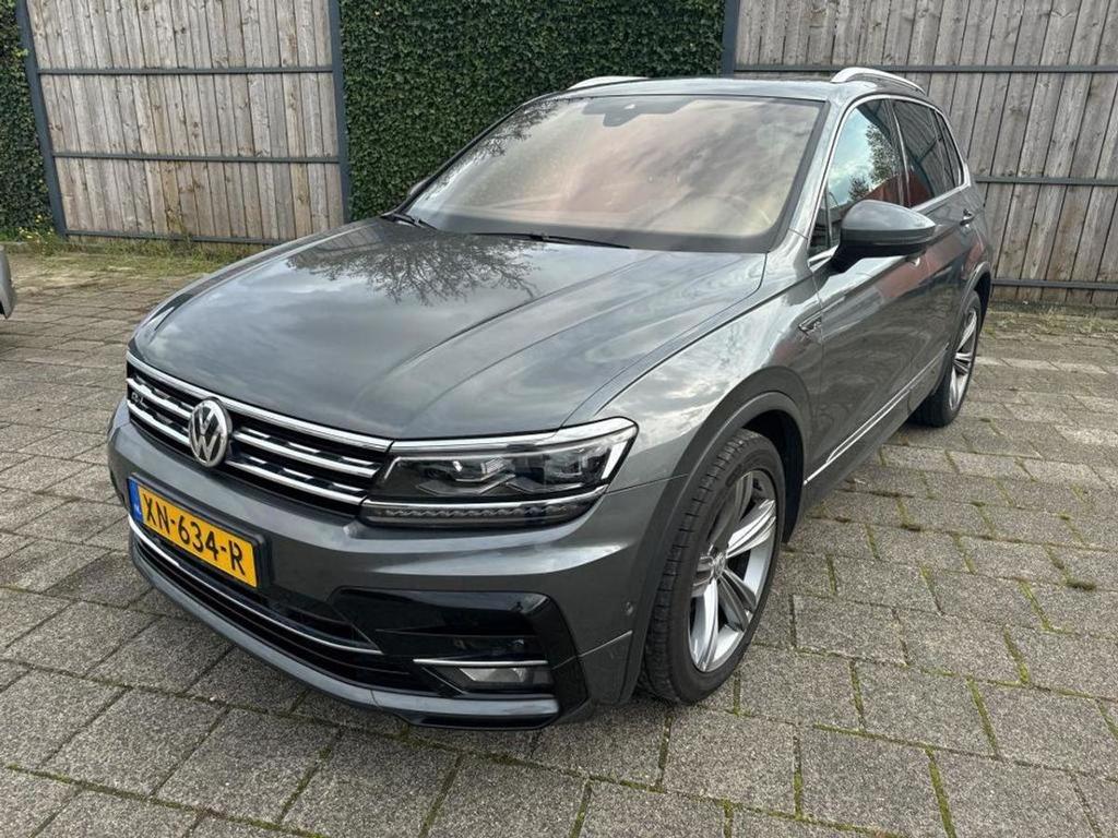 VOLKSWAGEN Tiguan 1.5 TSI ACT Highline Business R