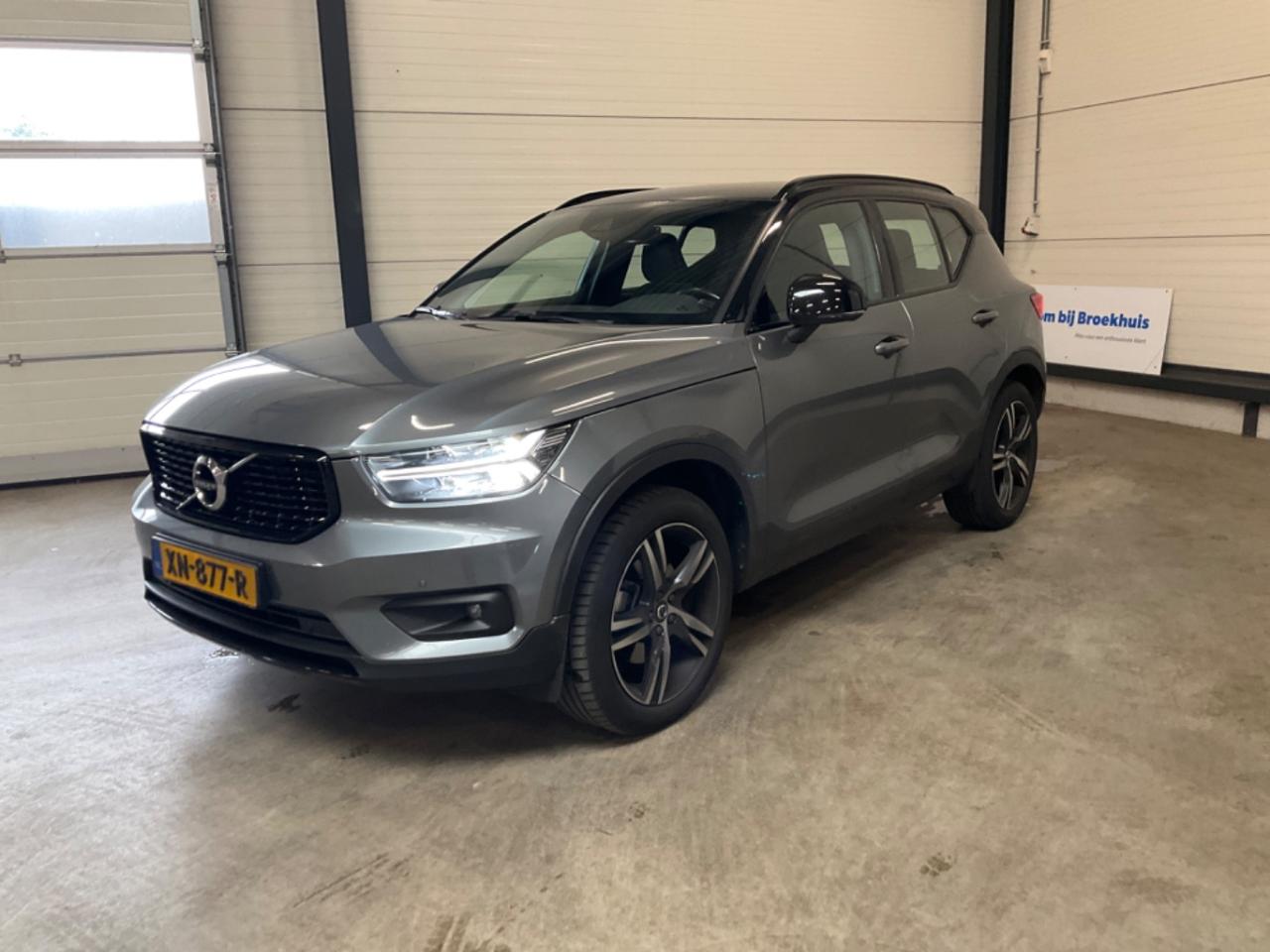 Volvo XC40 2.0 T4 R-Design