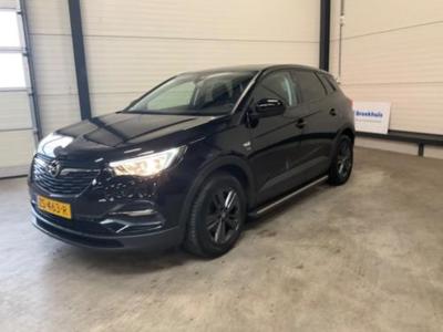 Opel Grandland X 1.2 Turbo 120 J. Ed.