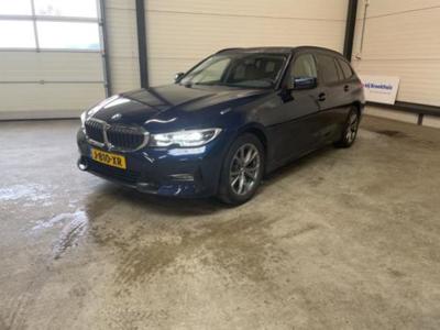 BMW 3-SERIE TOURING 318d High Exe. Ed.