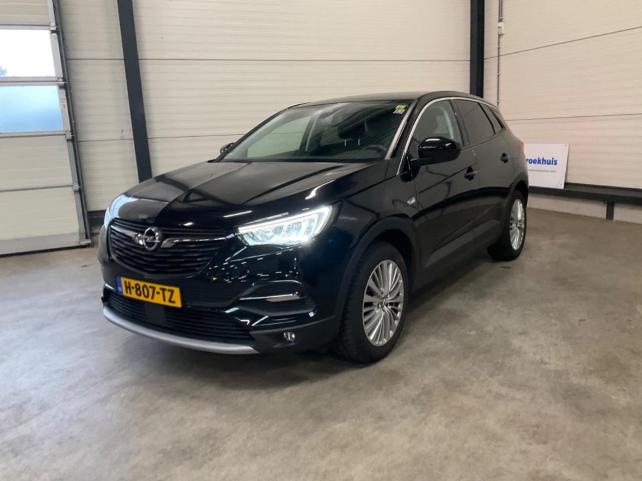 Opel Grandland X 1.2 Turbo Innovation