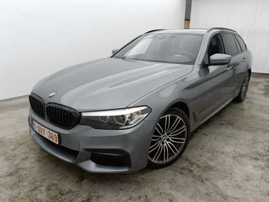BMW 5 Reeks Touring 520d &quot;M-Sportkit&quot; Aut. (120 kW) 5d (total options: 15.111,56 Ex.Vat)