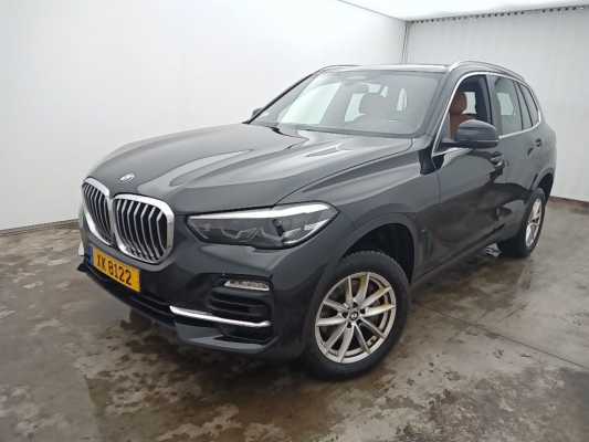BMW X5 - 2018 3.0A xDrive40i 340 (EU6d-TEMP) 5d (Petrol) WLTP Co2 237gr
