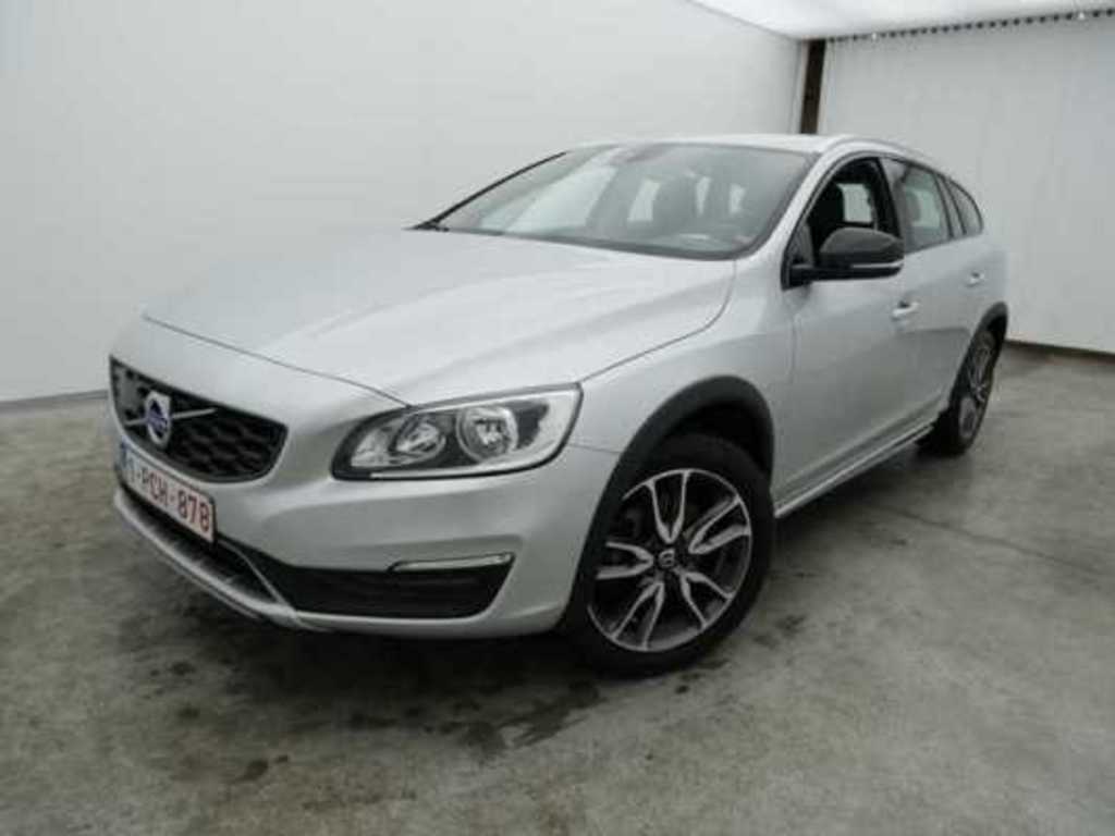 Volvo V60 cross country D3 Summum 5d XXXXX