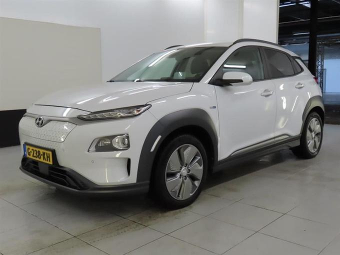 HYUNDAI Kona EV Premium 64 kWh