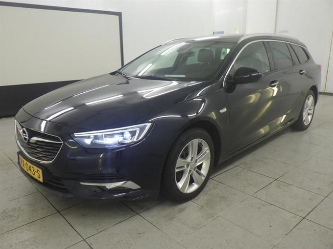 OPEL INSIGNIA SPORTS TOURER 1.6 CDTI ET Innov.