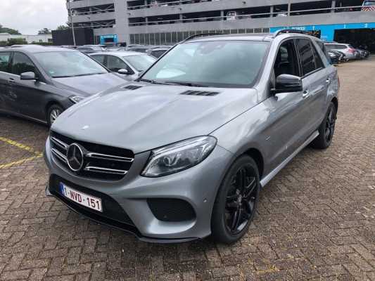 Mercedes-Benz GLE 500 E 4MATIC 442PK Pack Luxury & Media & Professional & Safety & Comfort & Design & Mirror & Night
