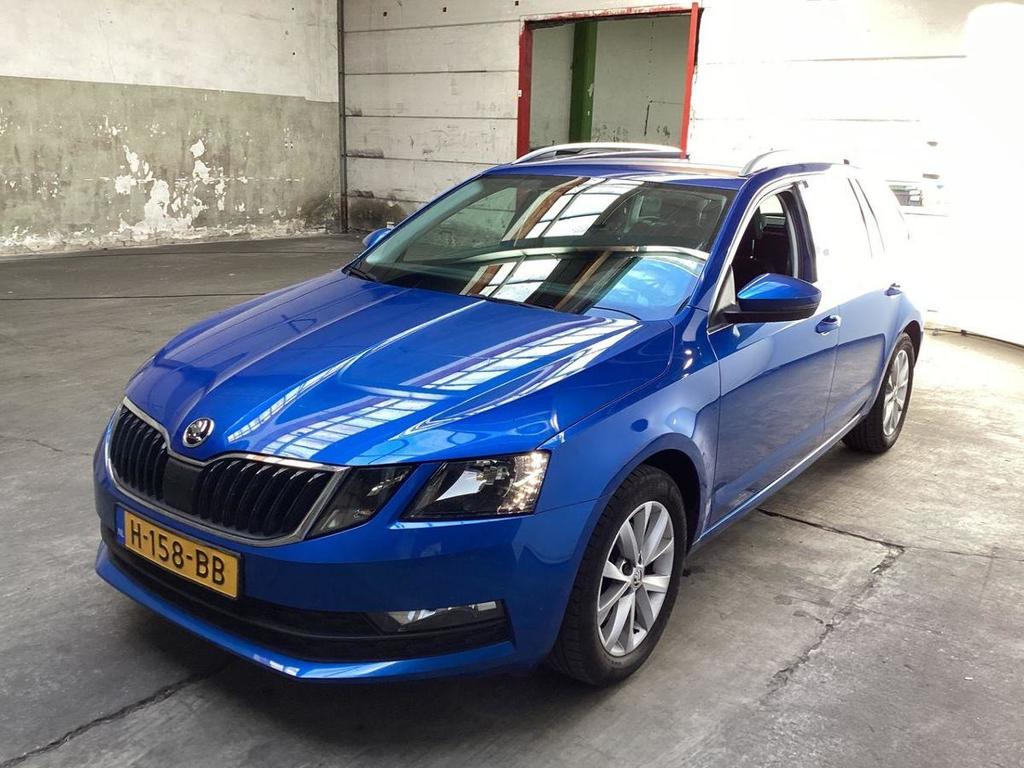 SKODA OCTAVIA COMBI 1.0 TSI Greentech Business Edition