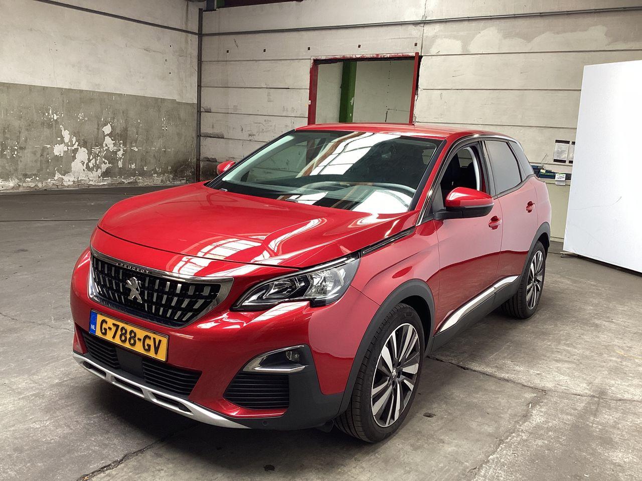 PEUGEOT 3008 1.2 PureTech Blue Lease Premium