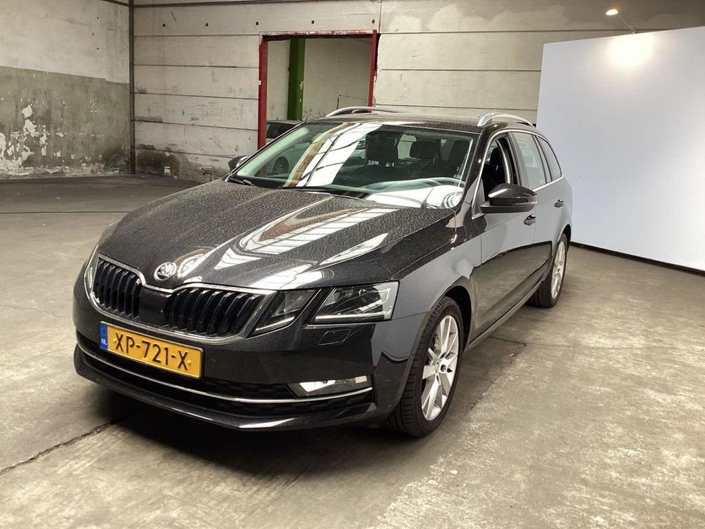 SKODA OCTAVIA COMBI 1.0 TSI Greentech Style Business