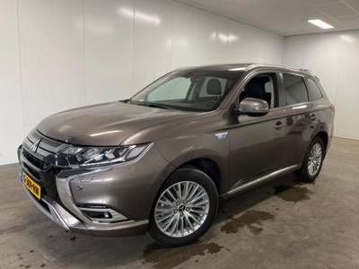 Mitsubishi OUTLANDER 2.4 PHEV Intense+