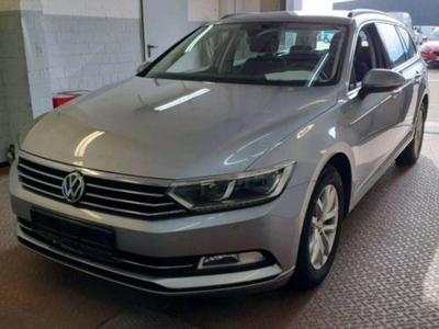 Volkswagen PASSAT 2.0 TDI SCR DSG Comfortline Variant