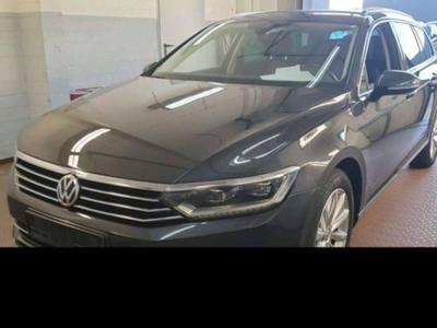 Volkswagen PASSAT 2.0 TDI SCR DSG Highline Variant