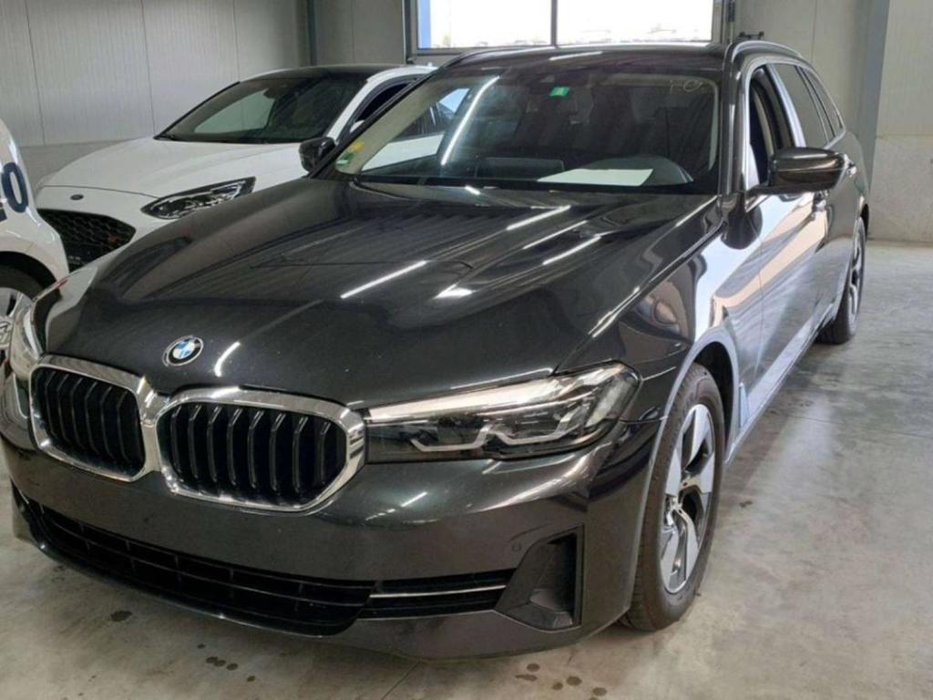 BMW 5ER REIHE 520d xDrive Touring A