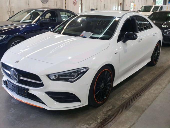 MERCEDES-BENZ CLA CLA 180 d DCT