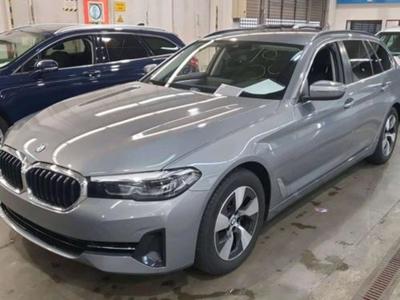 BMW 5ER REIHE 520d xDrive Touring A