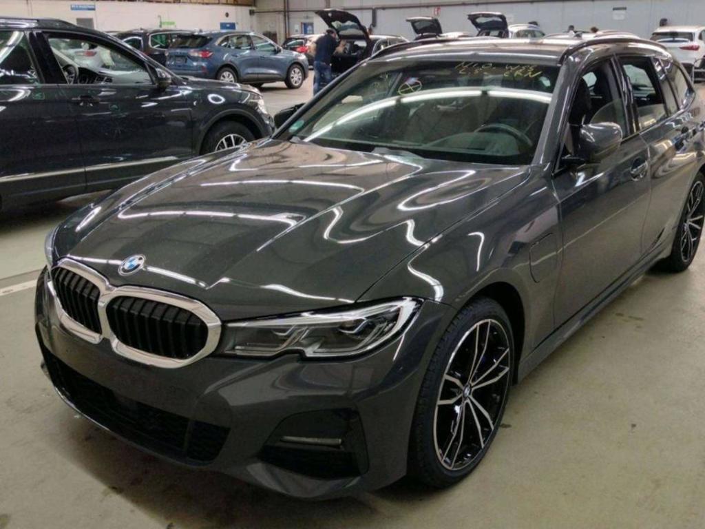 BMW 3ER REIHE 330e Touring M Sport Automatic