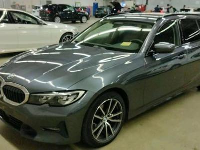 BMW 3ER REIHE 318d Touring Sport Line