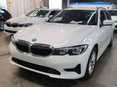 BMW 3ER REIHE 330e Touring Advantage Automatic