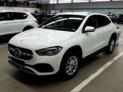 MERCEDES-BENZ GLA GLA 250 e DCT