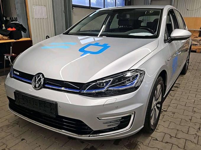 VOLKSWAGEN GOLF e-Golf