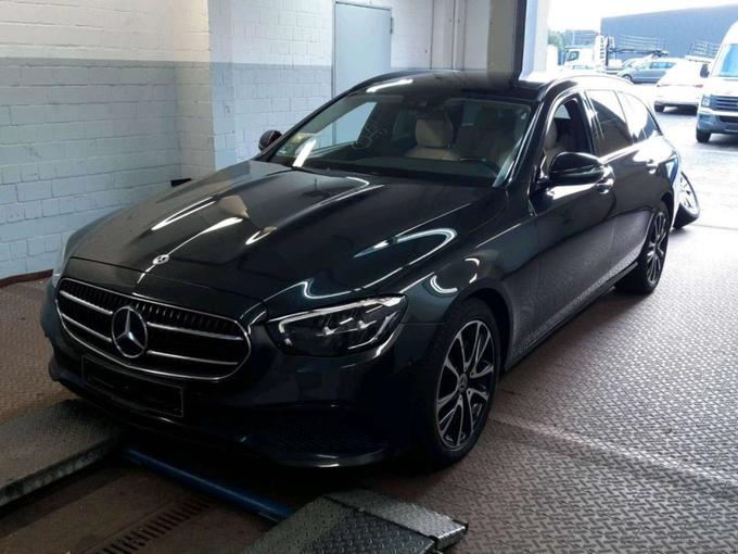 MERCEDES-BENZ E-klasse E 220 d 4MATIC T Autom.