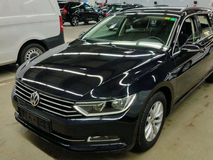 Volkswagen PASSAT 2.0 TDI SCR DSG Comfortline Variant