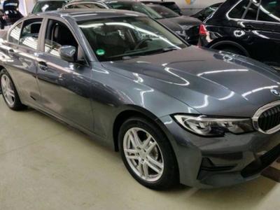 BMW 3er-Reihe 330e Advantage Automatik