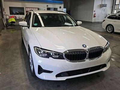 BMW 3er-Reihe 330e Touring Advantage Automatic